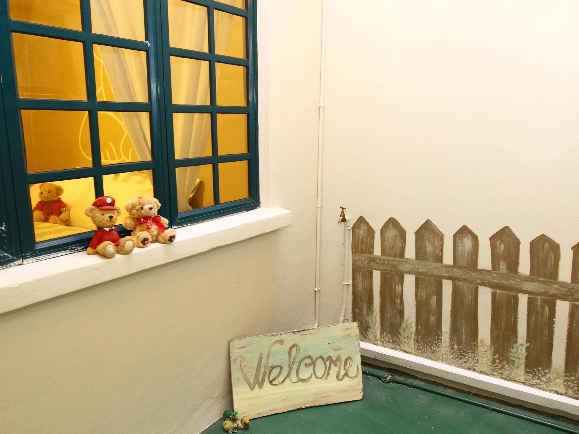The Big Bear Home Malacca Exteriör bild